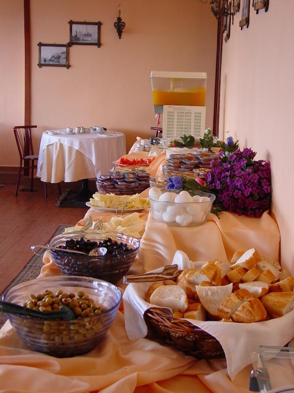 Otel Hali 3*